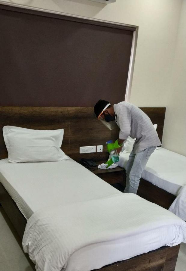 Our Nest Banjara Hotel Hyderabad Ngoại thất bức ảnh