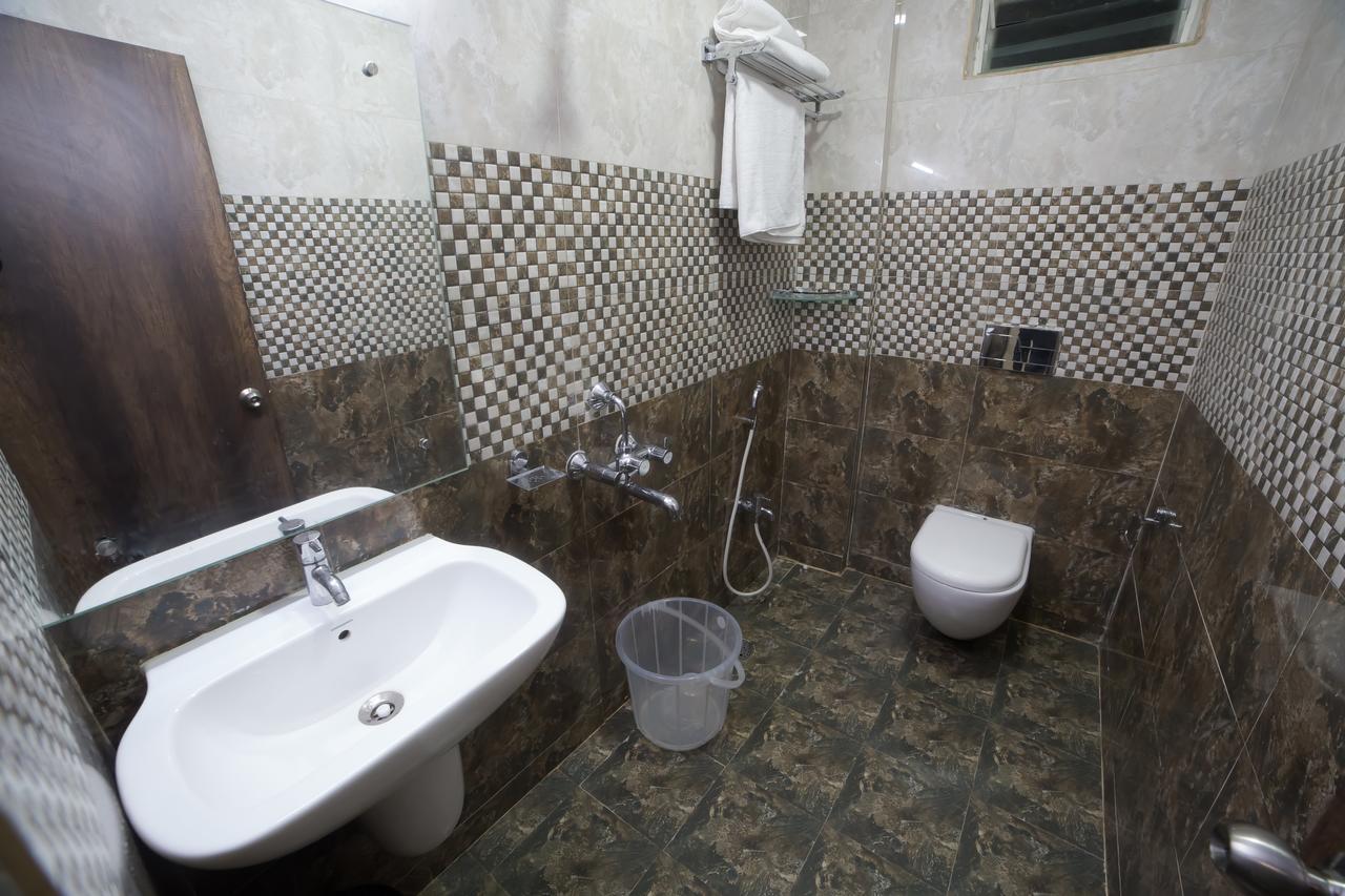 Our Nest Banjara Hotel Hyderabad Ngoại thất bức ảnh